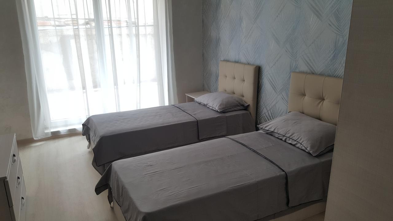 South Coast Apartments Shumen Exterior foto