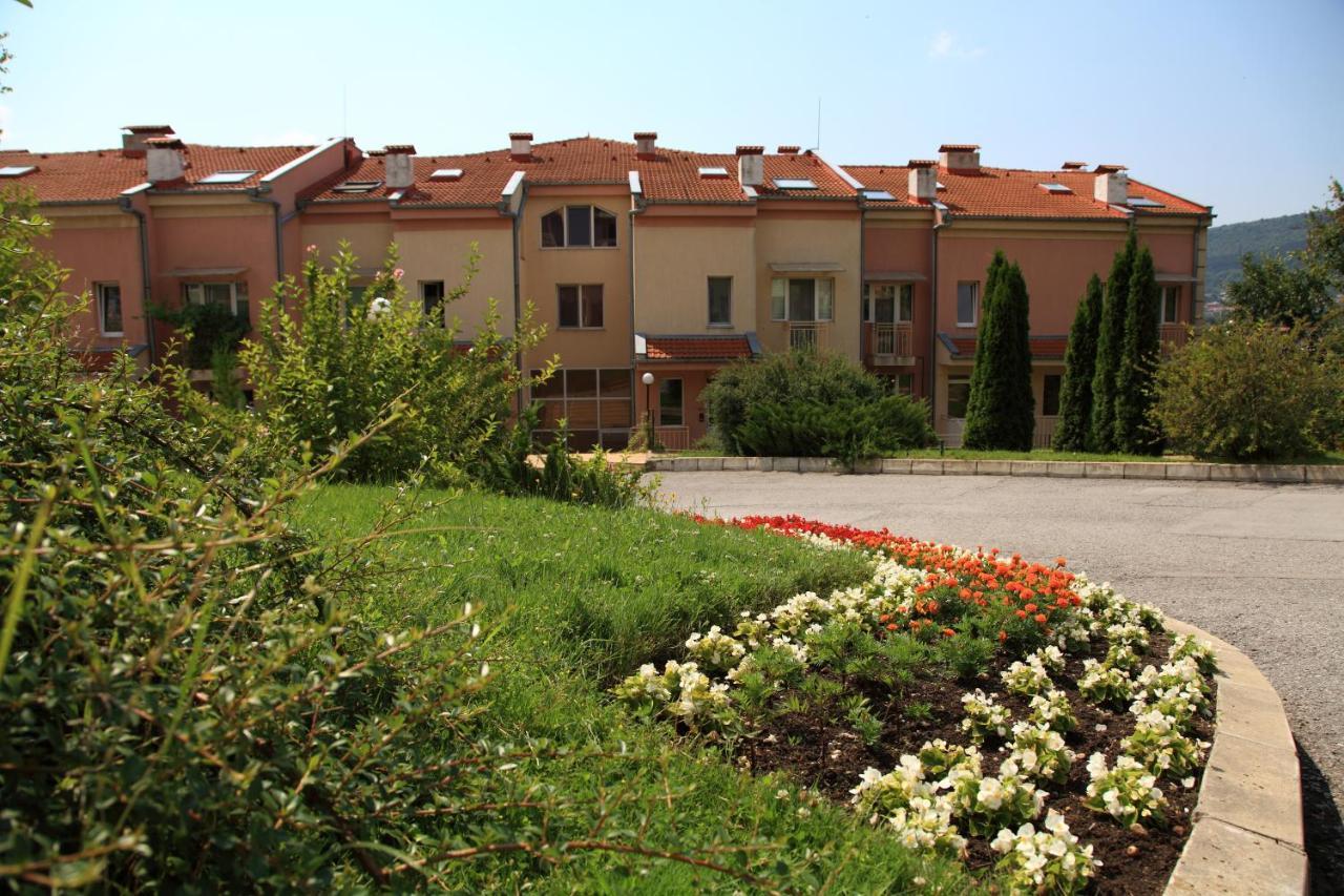South Coast Apartments Shumen Exterior foto