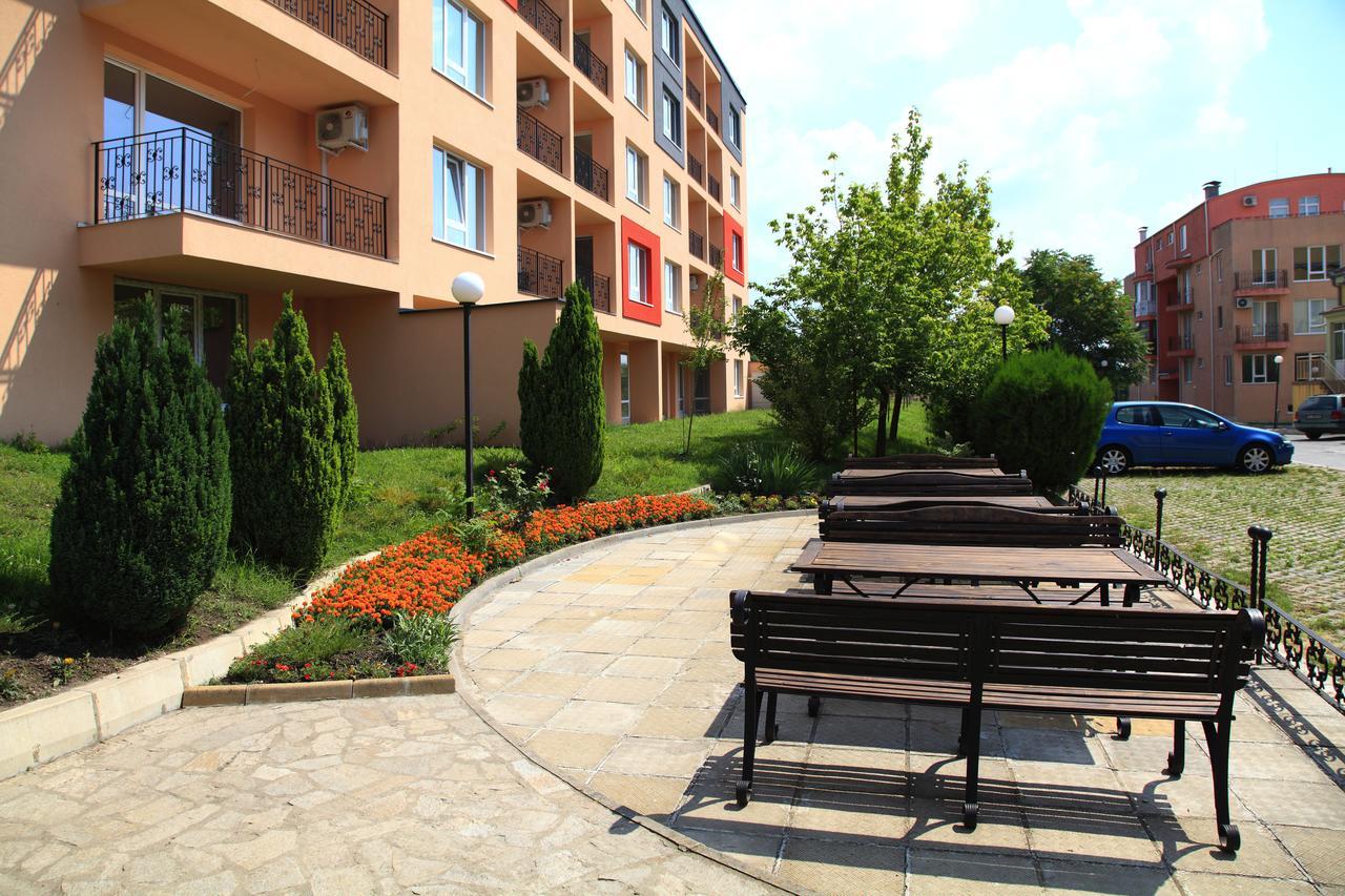South Coast Apartments Shumen Exterior foto
